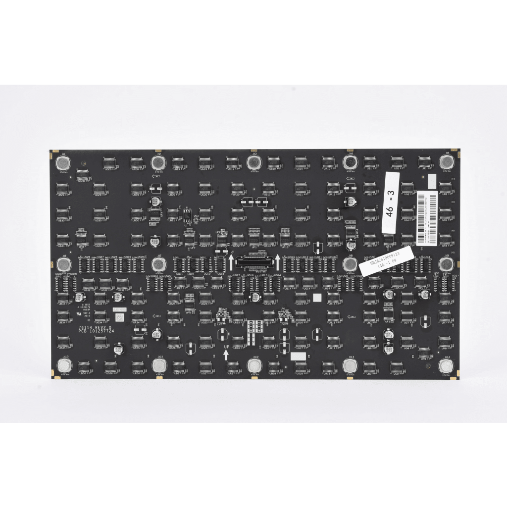 Modulo LED P1.2 SMD / Uso en interior / 600 nits / Resolución 240 x 135 / Mantenimiento Frontal / Ángulo de Visión 160° - Image 3