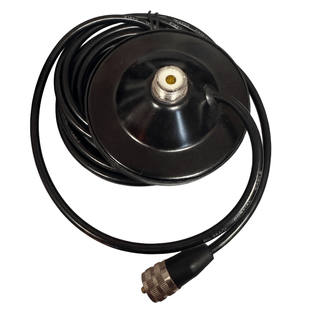 Montaje Magnético / Diámetro 90 mm (3.5 in) / Conector SO239 / 4.5 m de cable RG58 / Para Vehículos