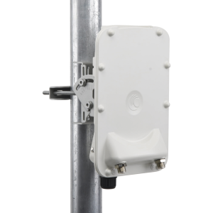 PTP-550 Hasta 1.36 GBps / 4910 - 6200 MHz / 802.11 AC Wave 2 MU-MIMO 4: 4x4 / BackHaul Conectorizado / Ideal para distancias de +80 km (C050055H014A)
