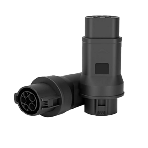 Adaptador de Conector EV / Entrada Tipo 1 (SAE J1772) / Salida Tipo 2 (IEC 62196-2) / 7 kW / 32 A / 220 V AC / Monofásico / Compacto y Portátil